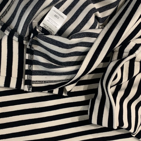 Theory - Striped Top - EUC - Picture 11 of 13